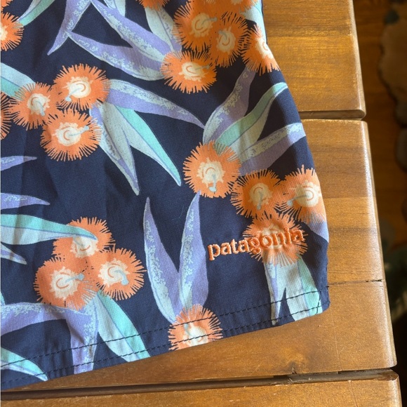 NWT Patagonia Board Shorts Women's Size 14 - Picture 8 of 8